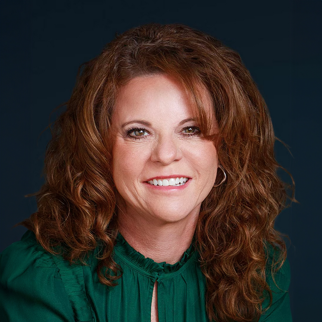Amy Nelson Headshot
